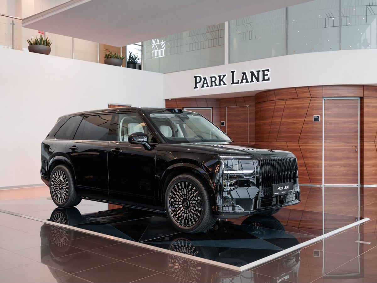 Zeekr 9X 55 kWh 2.0hyb AT (898 л.с.) 4WD