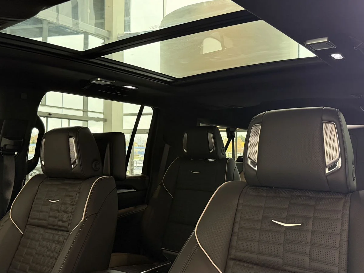 Cadillac Escalade-V — фото 17