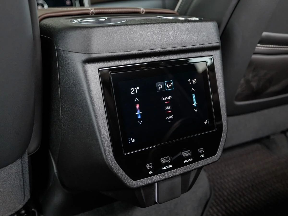 GMC Yukon — фото 19