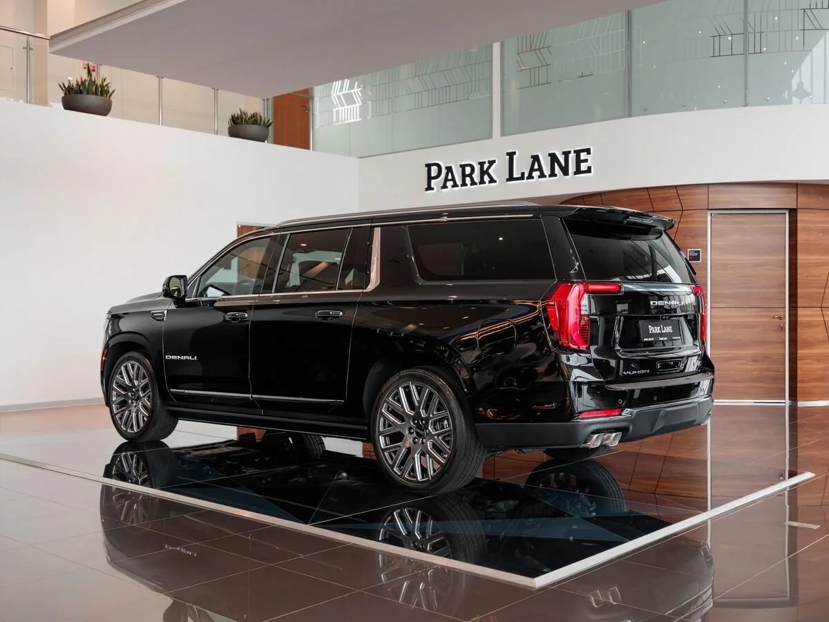 GMC Yukon — фото 2