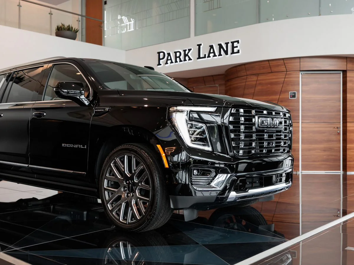 GMC Yukon — фото 6