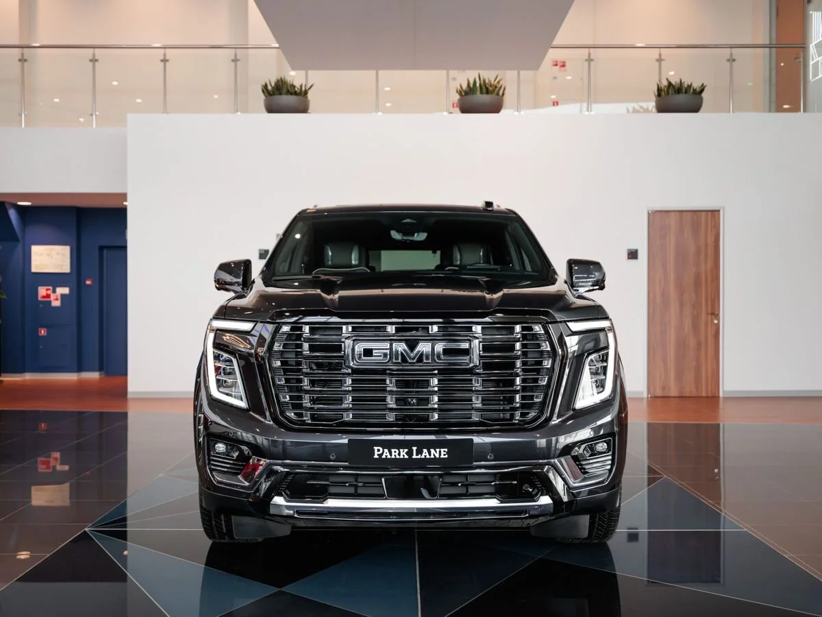 GMC Yukon — фото 3