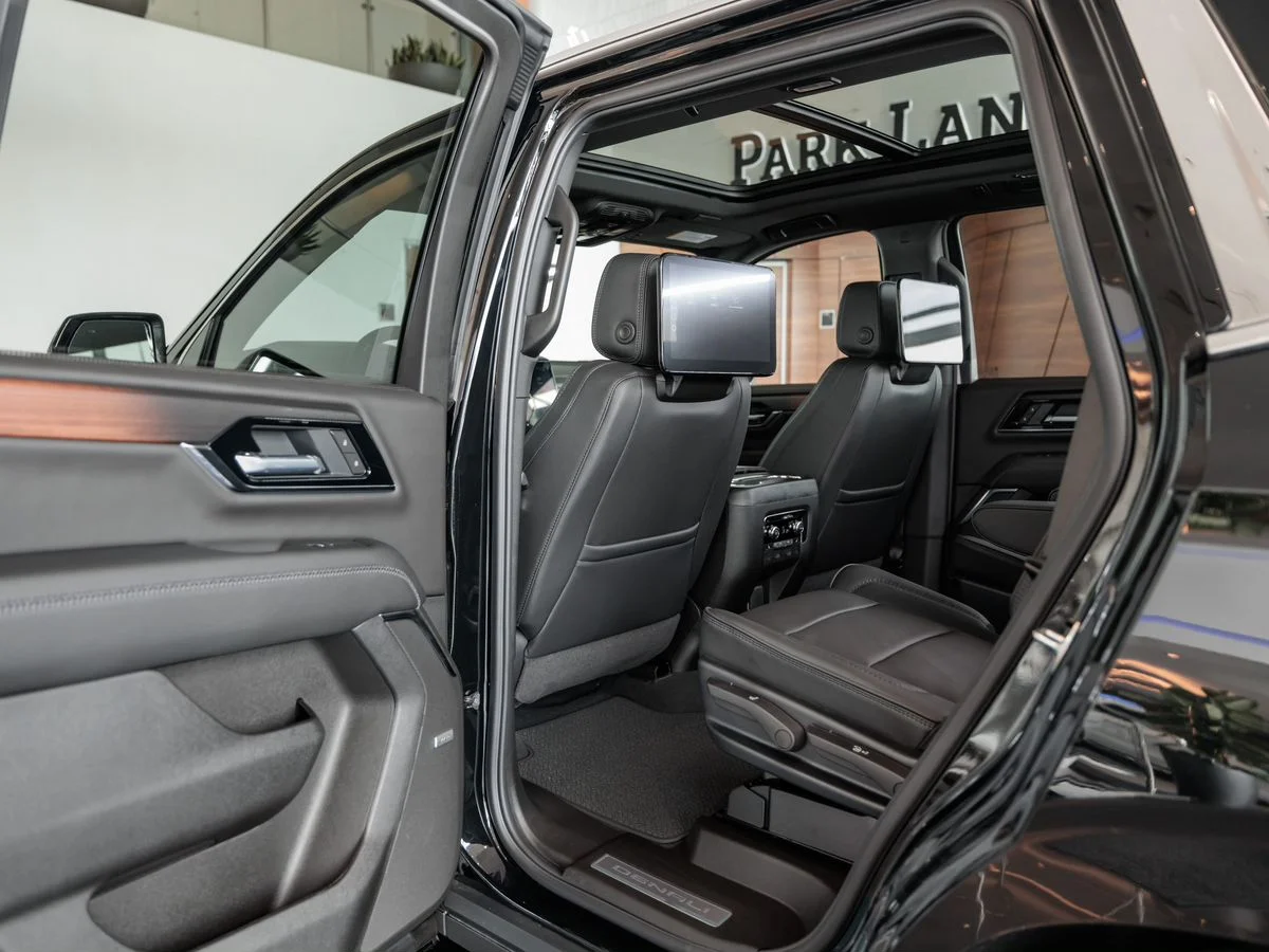 GMC Yukon — фото 23
