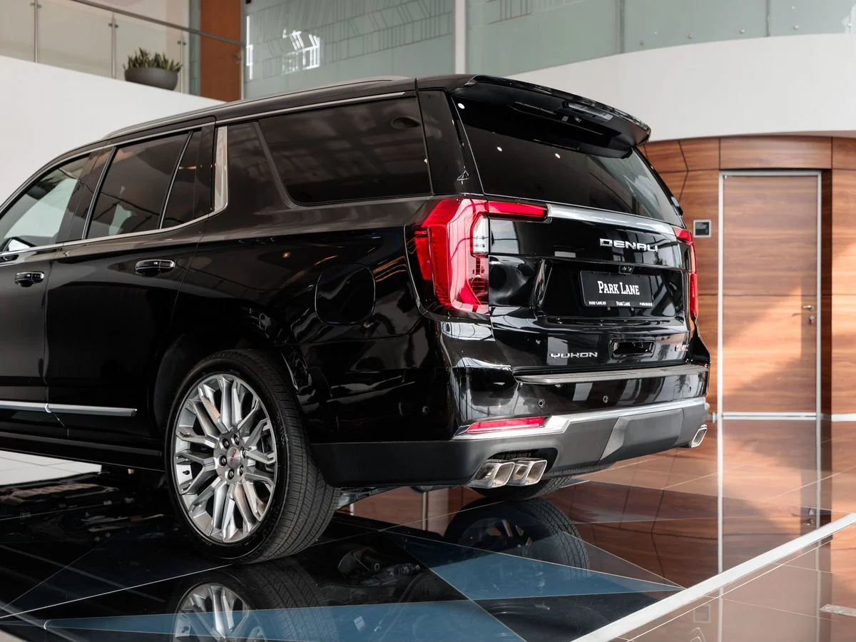 GMC Yukon — фото 9