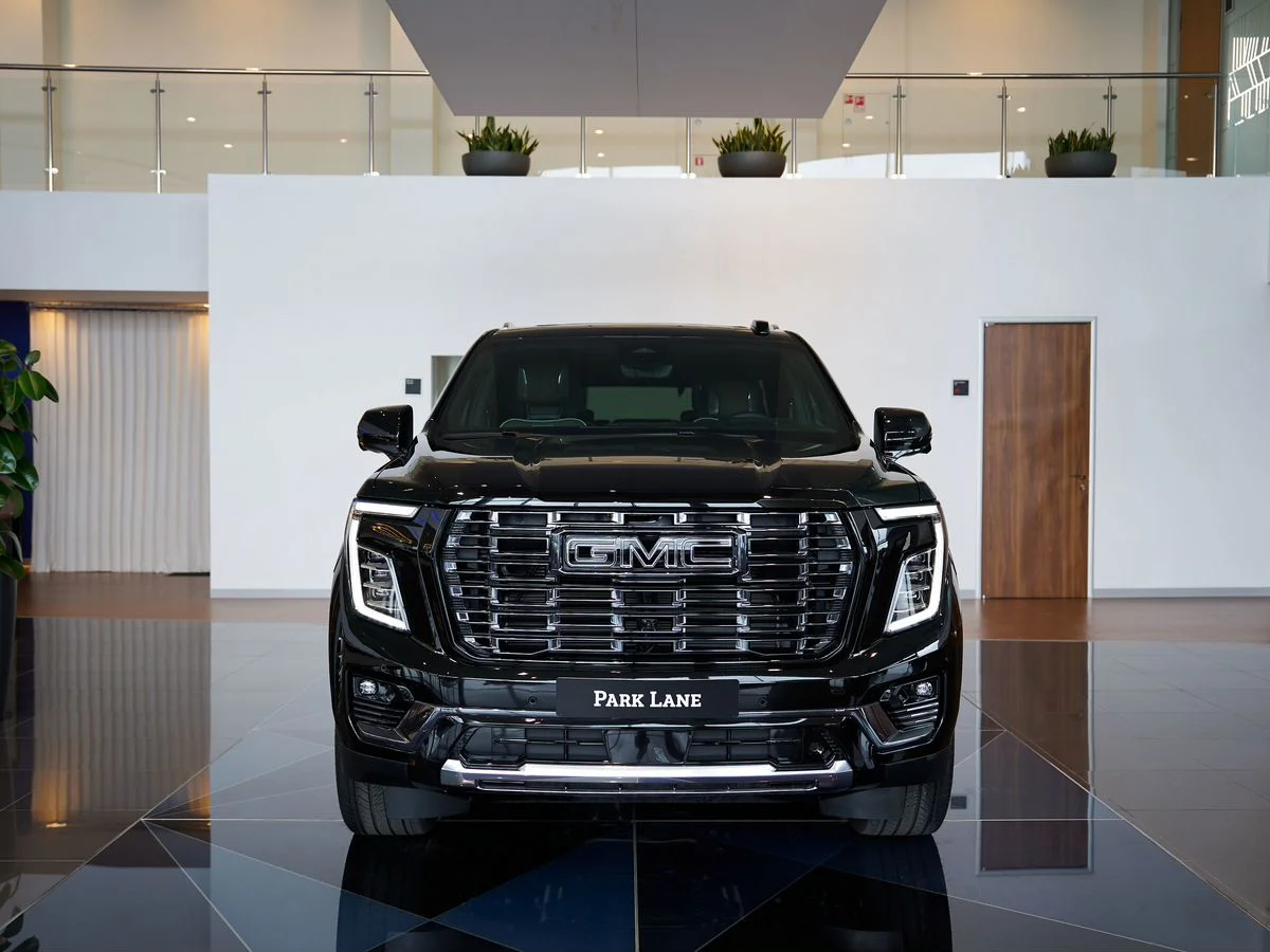 GMC Yukon — фото 2