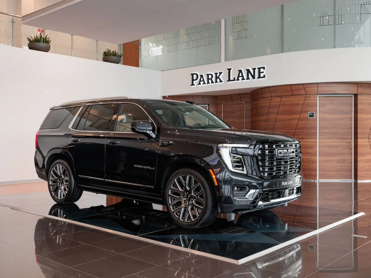 GMC Yukon — фото 1
