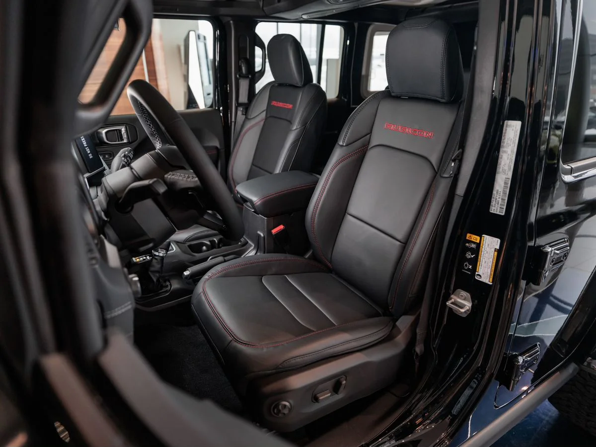 Jeep Wrangler — фото 22