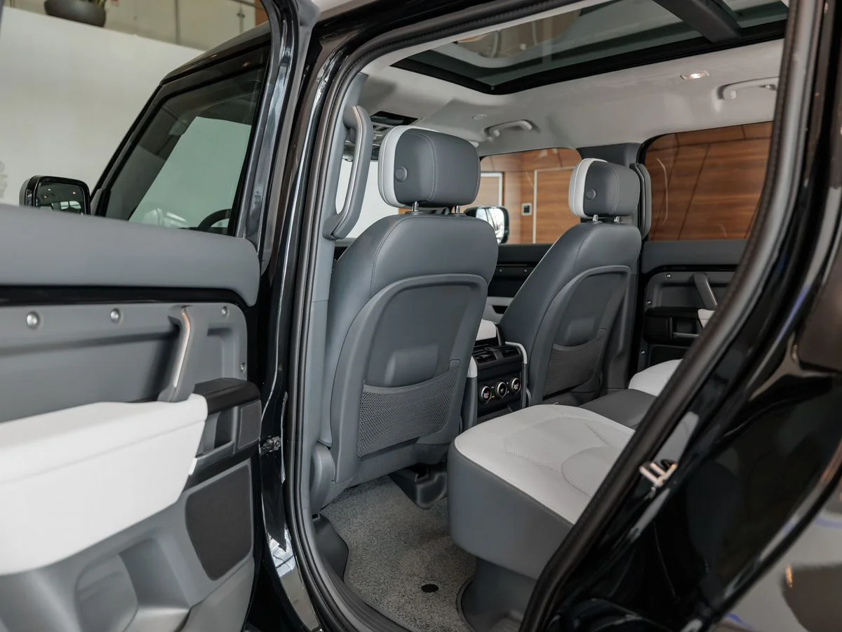 Land Rover Defender — фото 22