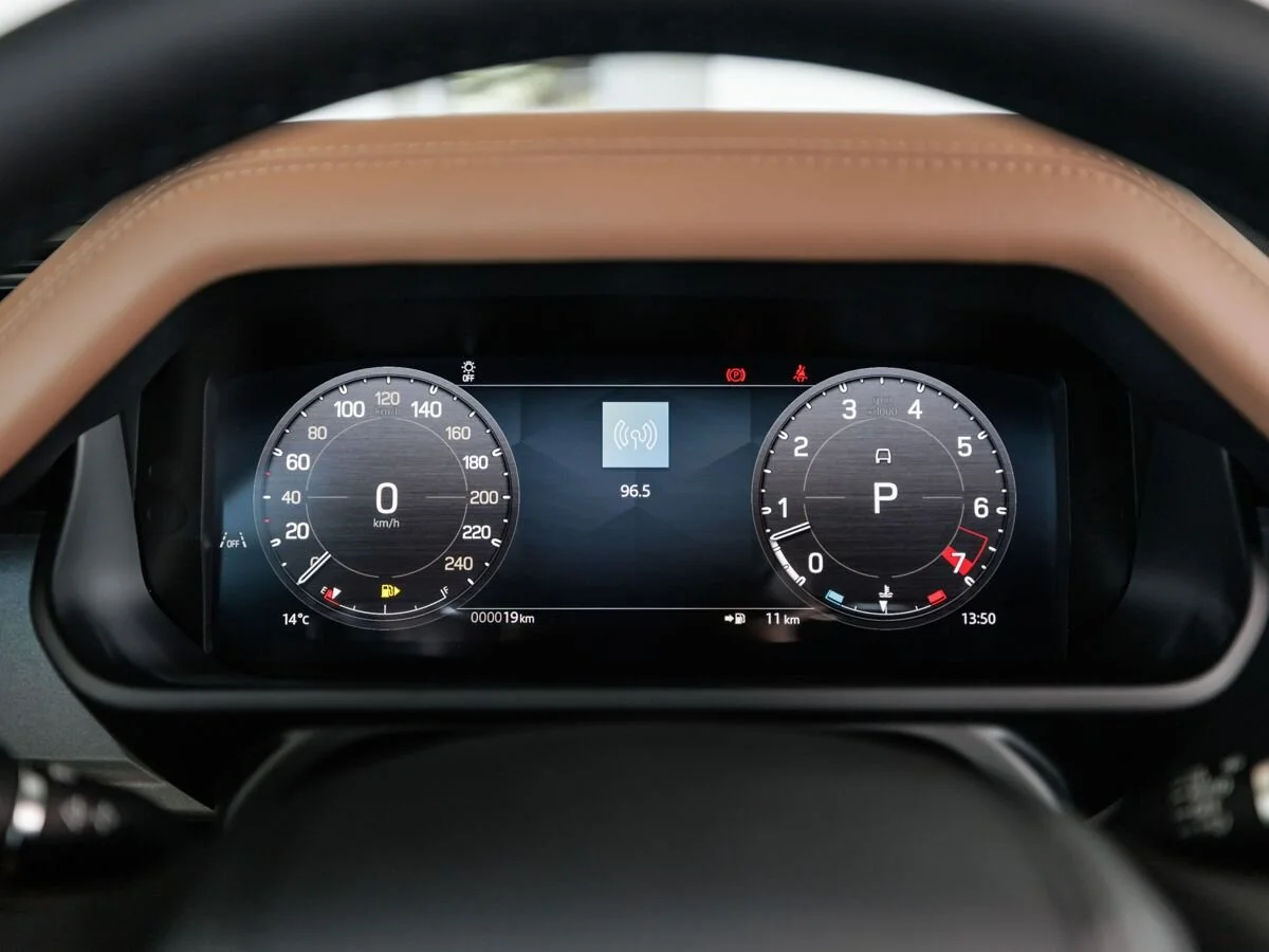 Land Rover Defender — фото 14