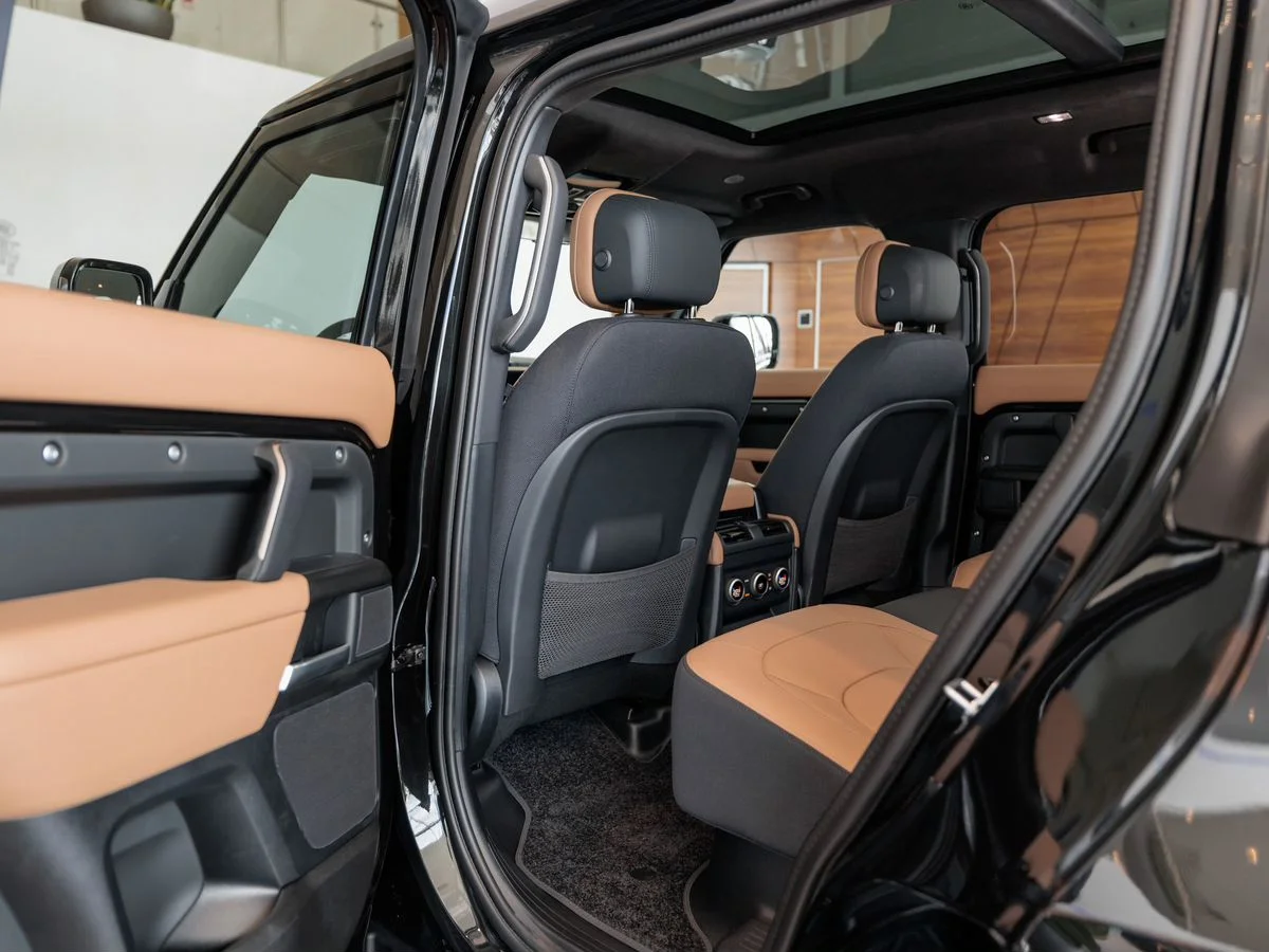 Land Rover Defender — фото 22