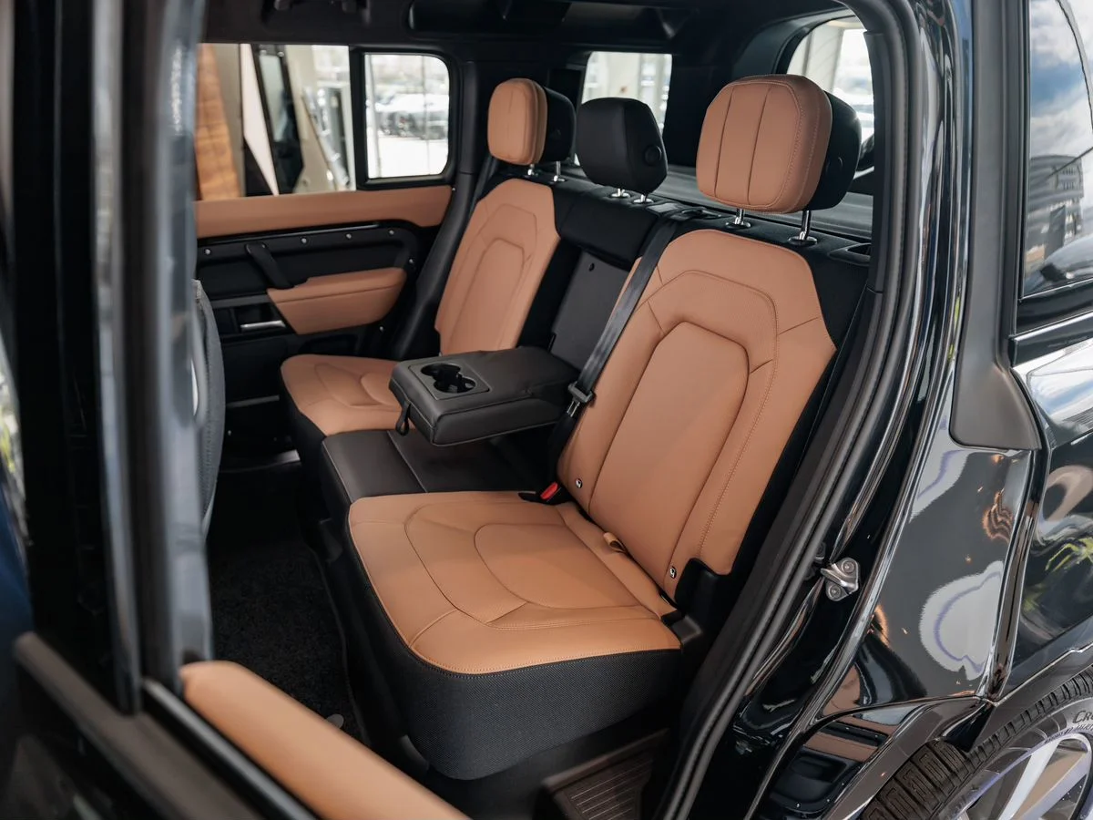 Land Rover Defender — фото 25