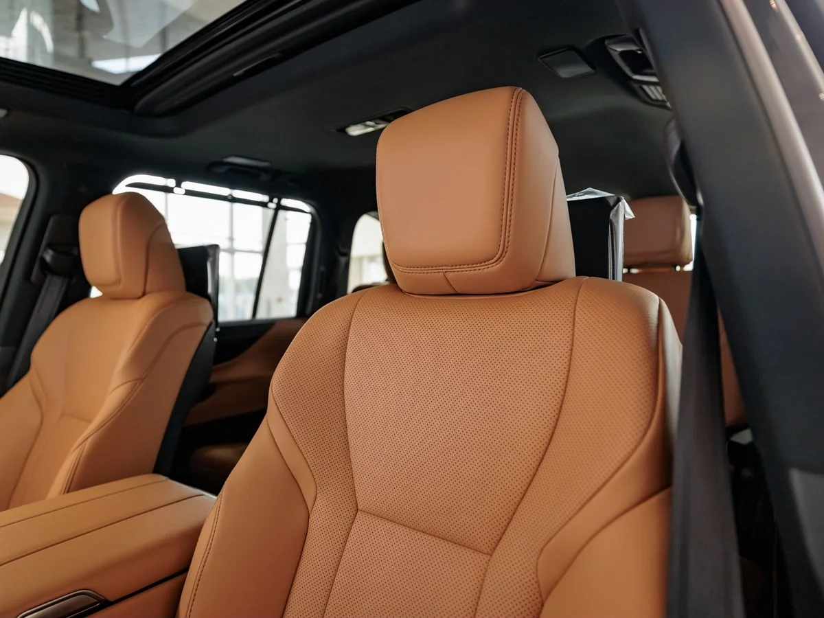 Lexus LX — фото 22