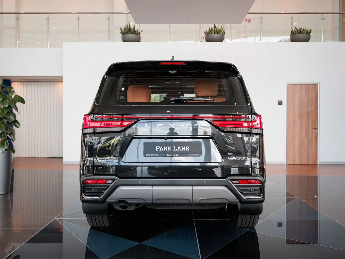 Lexus LX — фото 4