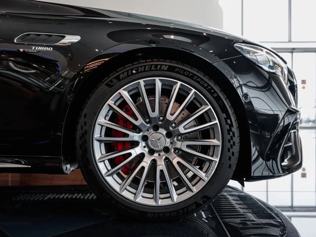 Mercedes-Benz E-Класс AMG — фото 10