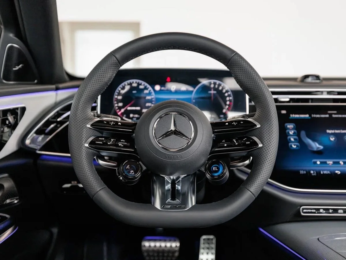 Mercedes-Benz E-Класс AMG — фото 16