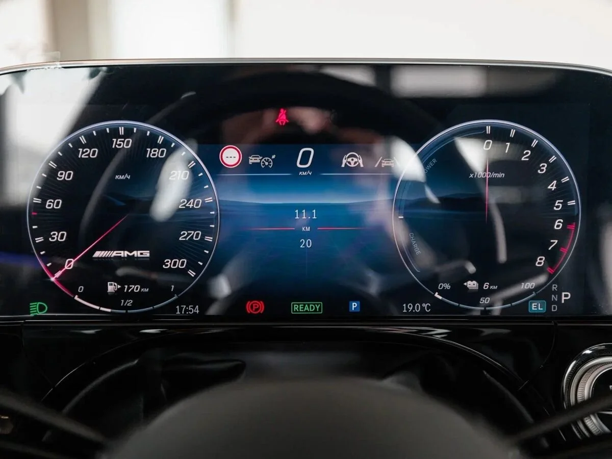 Mercedes-Benz E-Класс AMG — фото 17